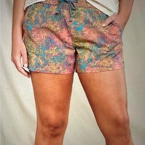 Toad&Co Multicolor Abstract Print Athletic Shorts in Pink, Blue, Gold, Green